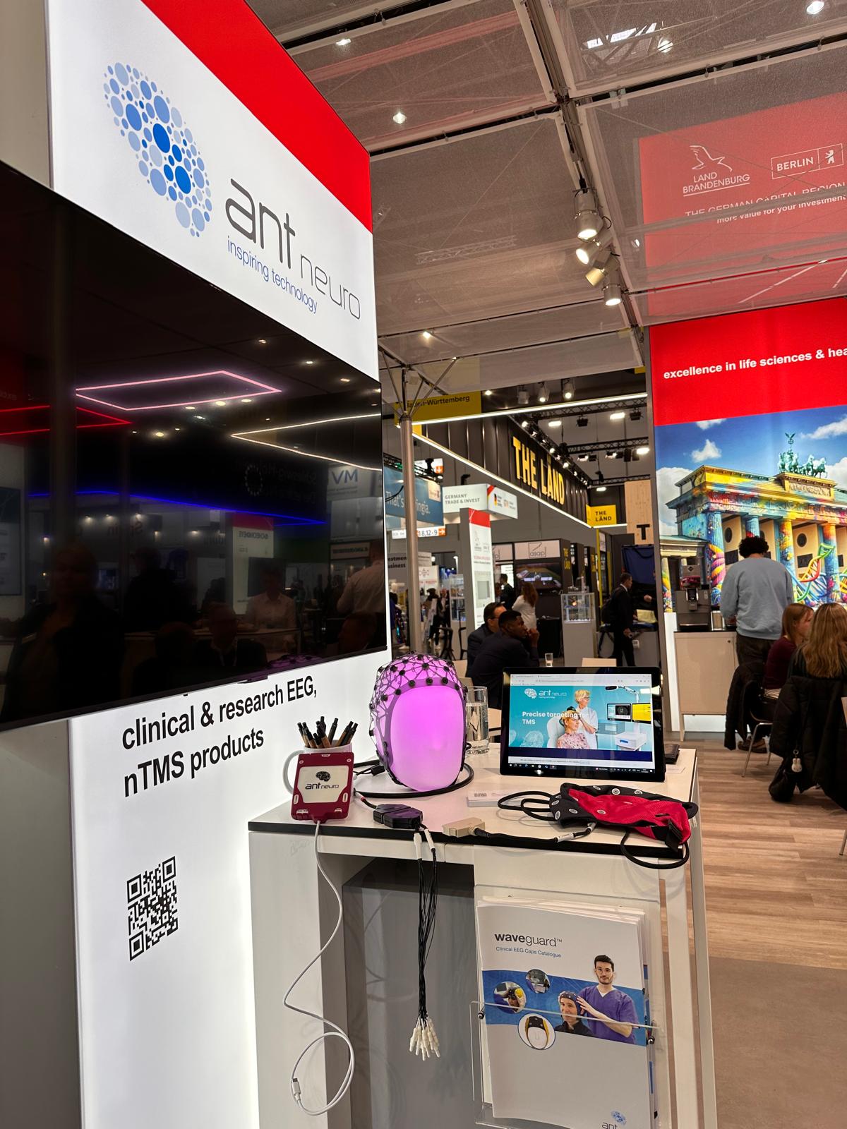 WhatsApp Image 2025-11-18 at 10.38.42 (1)